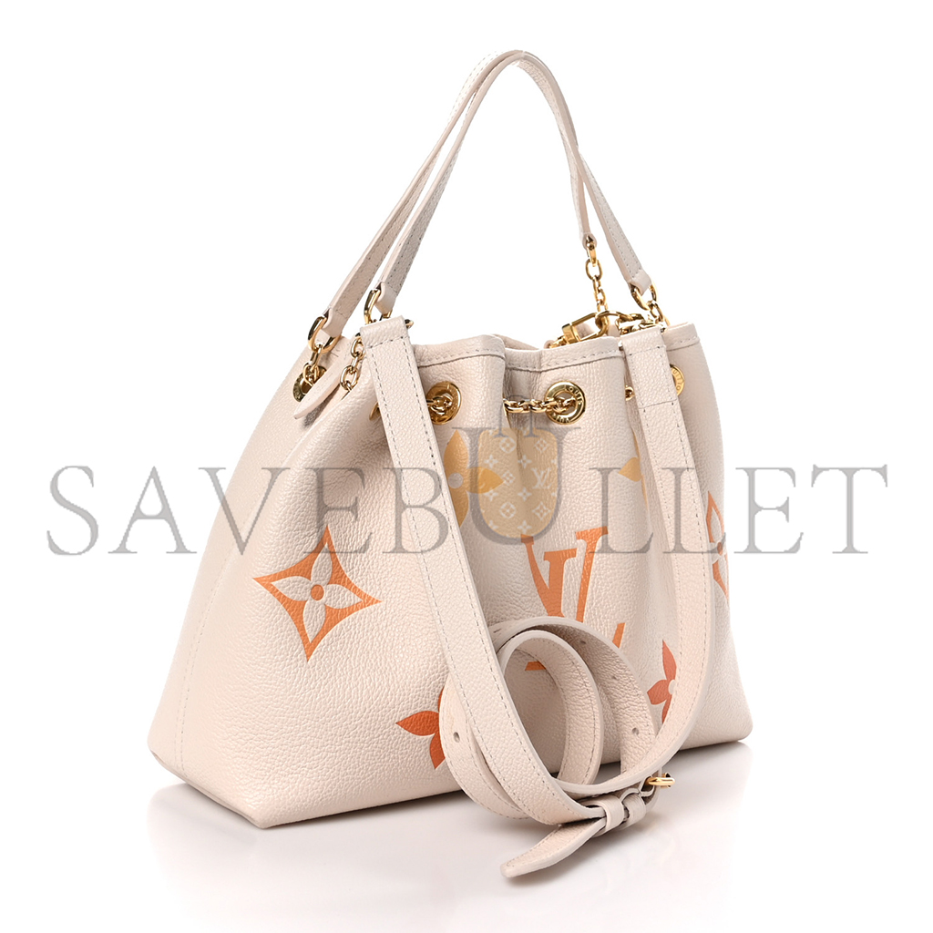 l**is V*t*n lv bundle  (28*20*11cm)